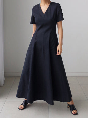 Simple Casual Solid Color Pleated Midi Dress